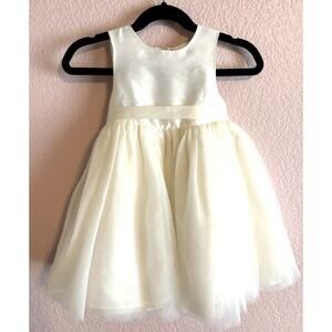 Pippa & Julie Ivory Tulle Christmas Holiday Wedding  sz 18mo Dress EUC